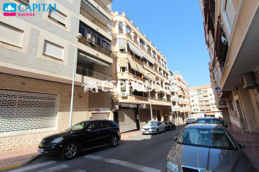 Parduodamas butas Calle de Crevillente, 29 , 145.00 kv.m ploto, 4 kambariai 1