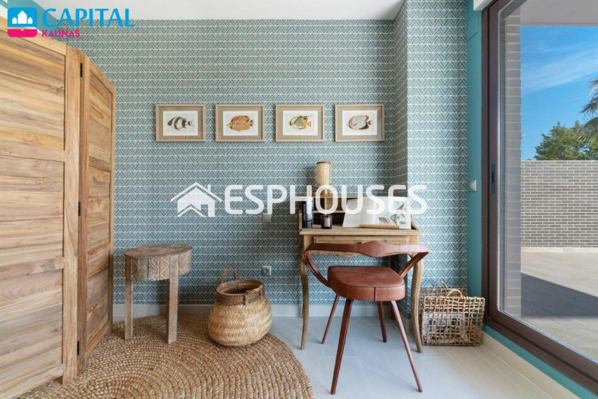 Parduodamas butas Calle Deveses , 86.00 kv.m ploto, 3 kambariai 8