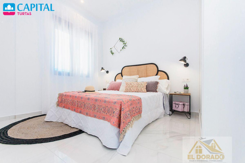 Parduodamas namas Calle Huelva, 12 , 146.00 kv.m ploto,  Floors 24