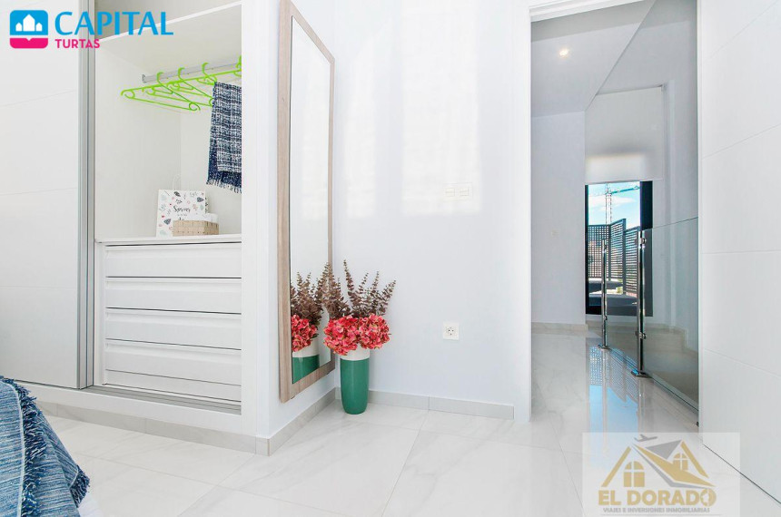 Parduodamas namas Calle Huelva, 12 , 146.00 kv.m ploto,  Floors 29