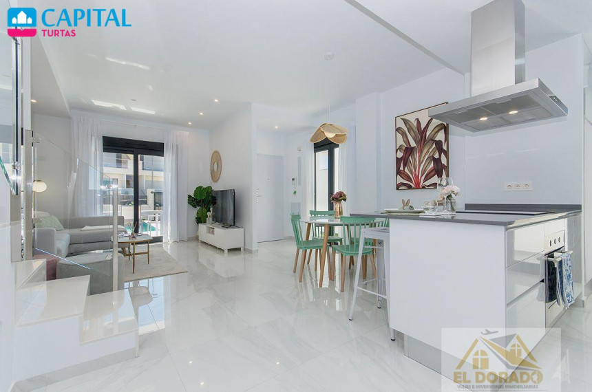 Parduodamas namas Calle Huelva, 12 , 123.00 kv.m ploto,  Floors 10