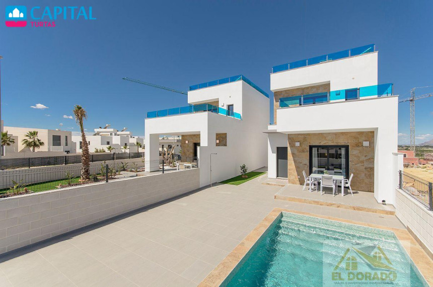 Parduodamas namas Calle Huelva, 12 , 123.00 kv.m ploto,  Floors 4