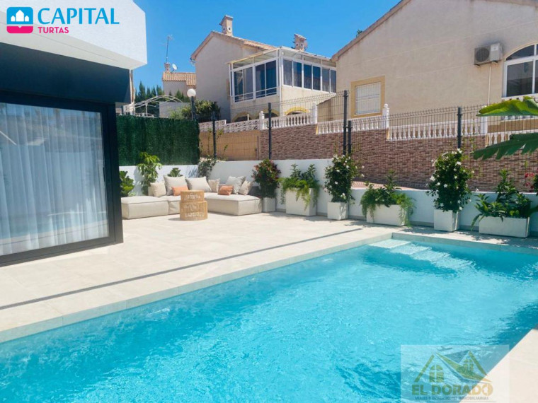 Parduodamas namas Calle Leman, 6 , 158.00 kv.m ploto,  Floors 7