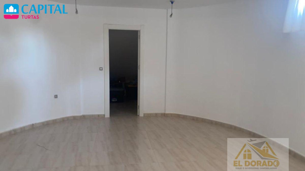 Parduodamas namas Avenida Primero, 20 , 275.00 kv.m ploto,  Floors 22
