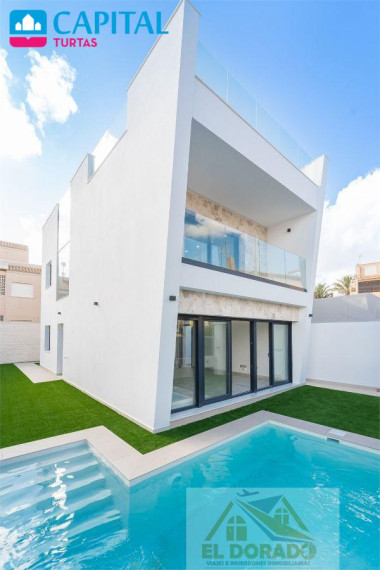 Parduodamas namas Calle San Sebastian, 8 , 244.00 kv.m ploto,  Floors 1