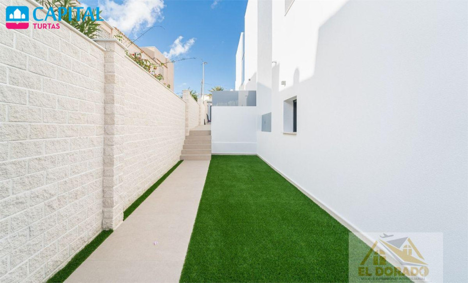 Parduodamas namas Calle San Sebastian, 8 , 244.00 kv.m ploto,  Floors 3