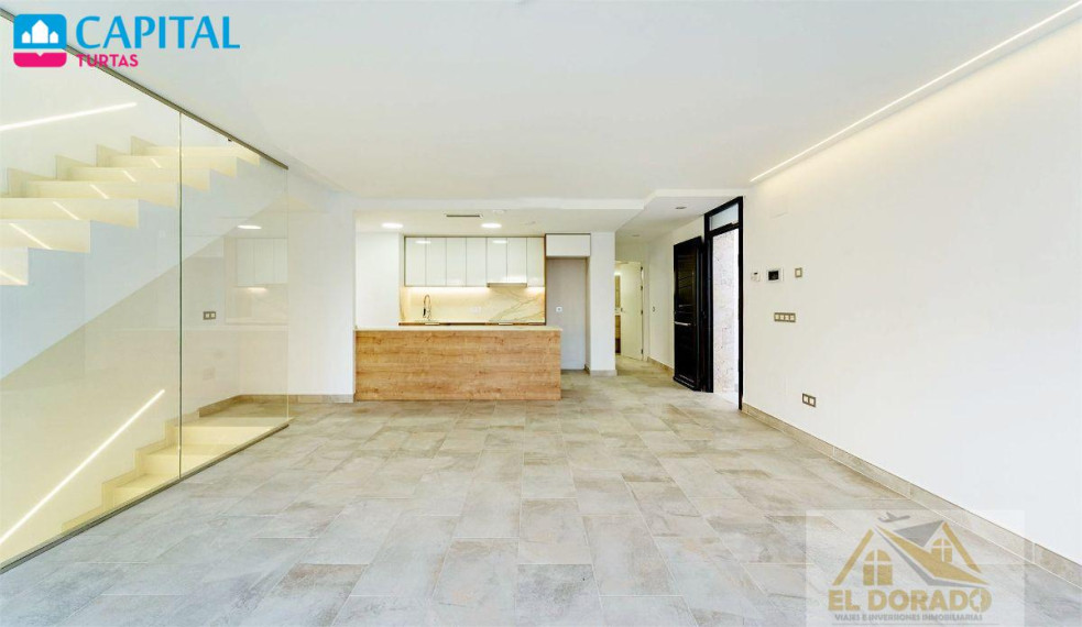 Parduodamas namas Calle San Sebastian, 8 , 244.00 kv.m ploto,  Floors 10