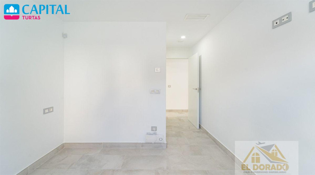 Parduodamas namas Calle San Sebastian, 8 , 244.00 kv.m ploto,  Floors 13