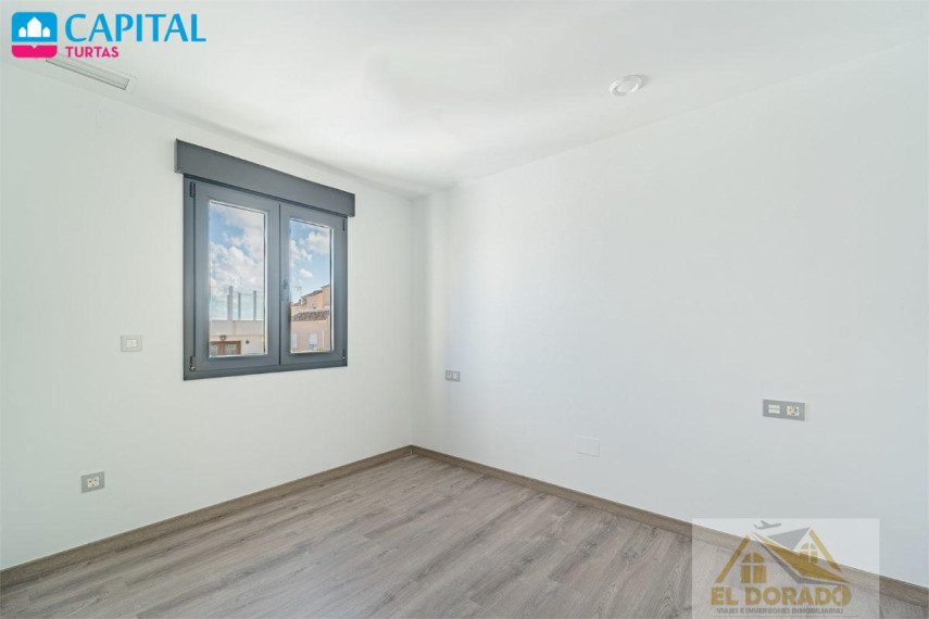 Parduodamas namas Calle San Sebastian, 8 , 244.00 kv.m ploto,  Floors 21