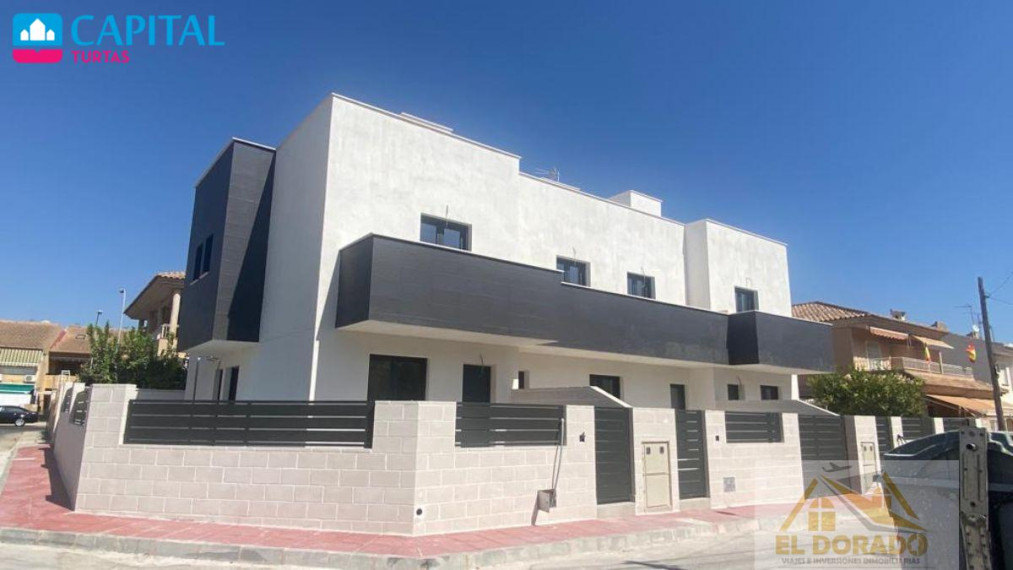 Parduodamas namas Calle Maestro Gabriel Pardo Zapata, 145 , 98.00 kv.m ploto,  Floors 4