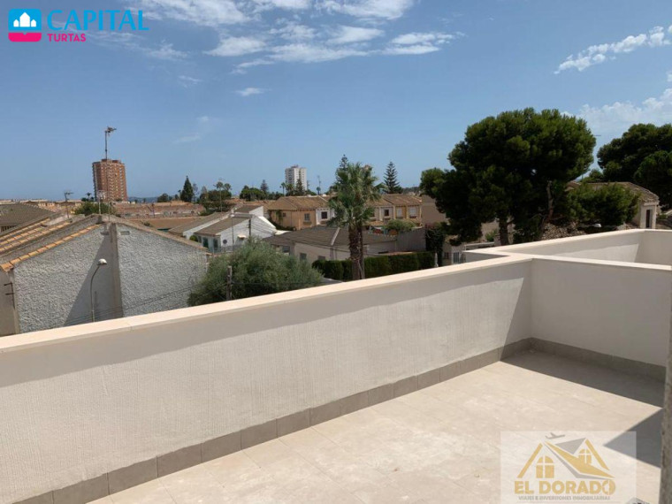 Parduodamas namas Calle Maestro Gabriel Pardo Zapata, 145 , 98.00 kv.m ploto,  Floors 25