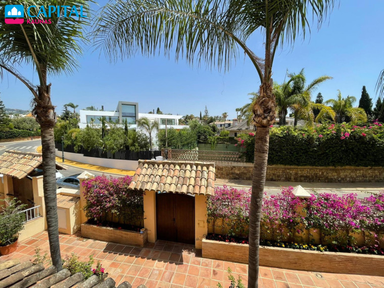Nuomojamas namas Marbella Este - Dunas de Bahia Marbella , 450.00 kv.m ploto,  Floors 16