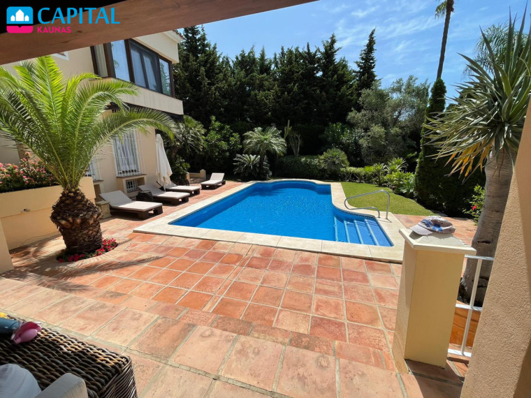 Nuomojamas namas Marbella Este - Dunas de Bahia Marbella , 450.00 kv.m ploto,  Floors 23
