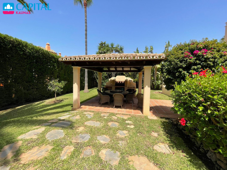 Nuomojamas namas Marbella Este - Dunas de Bahia Marbella , 450.00 kv.m ploto,  Floors 24