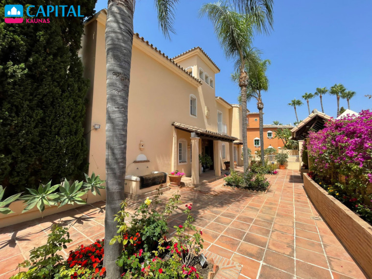 Nuomojamas namas Marbella Este - Dunas de Bahia Marbella , 450.00 kv.m ploto,  Floors 25