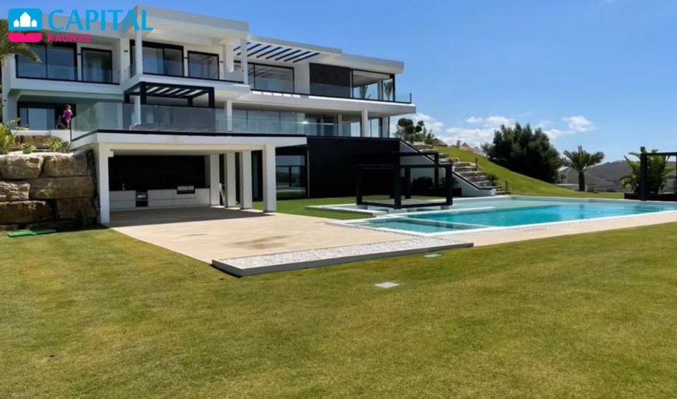 Parduodamas namas Marbella Club Golf Resort , 1055.00 kv.m ploto,  Floors 1