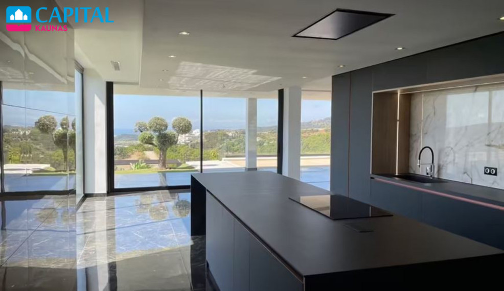 Parduodamas namas Marbella Club Golf Resort , 1055.00 kv.m ploto,  Floors 7