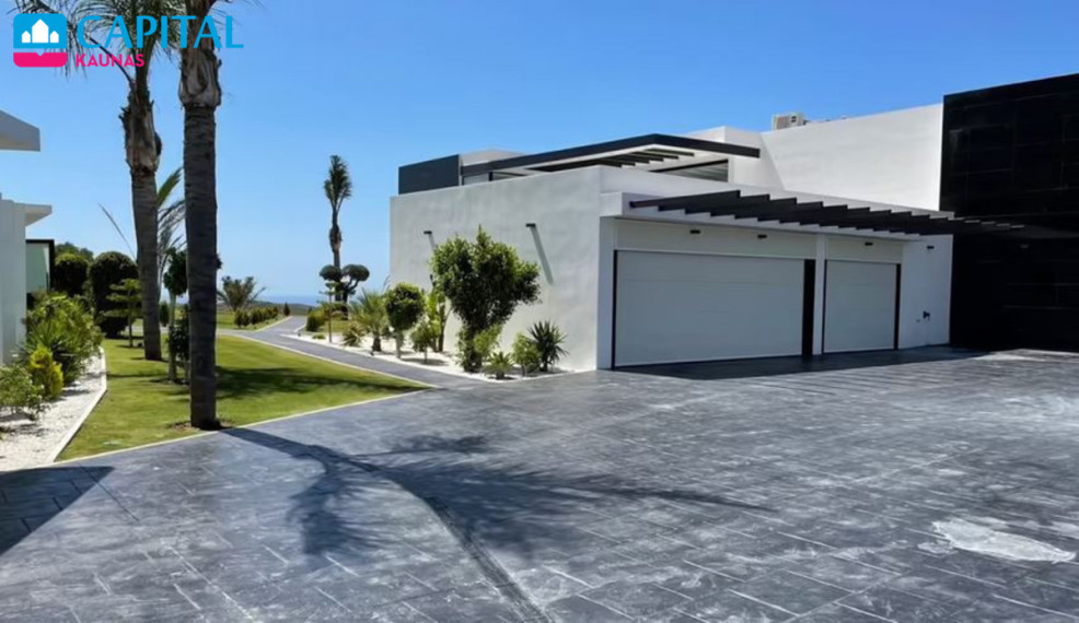 Parduodamas namas Marbella Club Golf Resort , 1055.00 kv.m ploto,  Floors 18