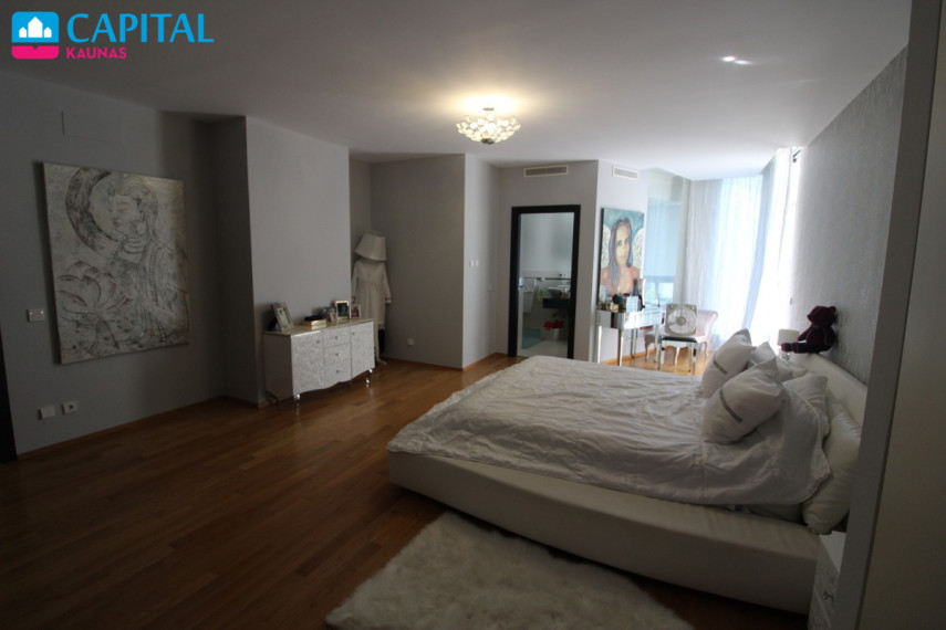 Parduodamas namas Marbella Golden Mile - Sierra Blanca , 437.00 kv.m ploto,  Floors 17