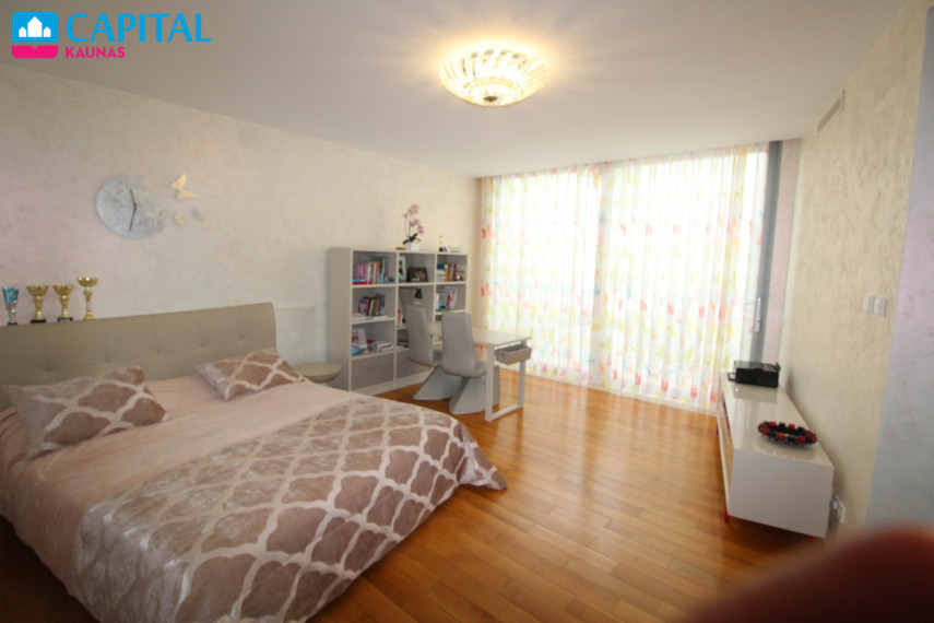 Parduodamas namas Marbella Golden Mile - Sierra Blanca , 437.00 kv.m ploto,  Floors 20