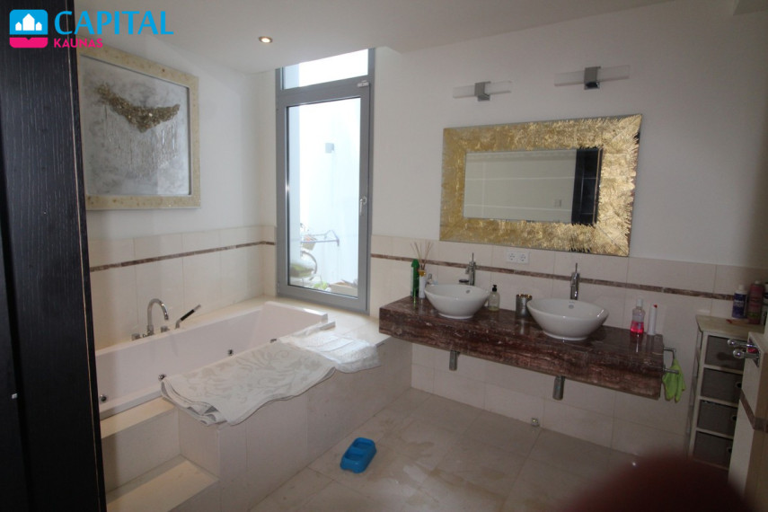 Parduodamas namas Marbella Golden Mile - Sierra Blanca , 437.00 kv.m ploto,  Floors 25
