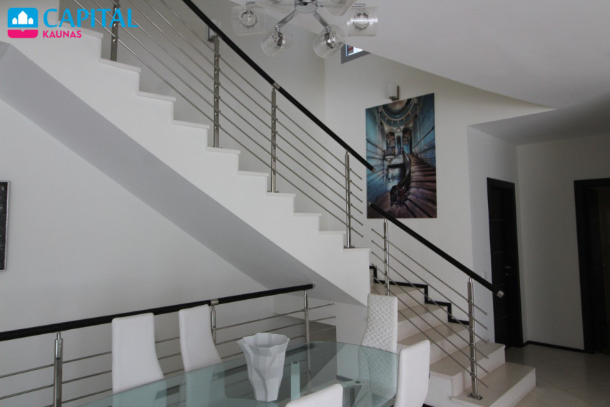 Parduodamas namas Marbella Golden Mile - Sierra Blanca , 437.00 kv.m ploto,  Floors 28
