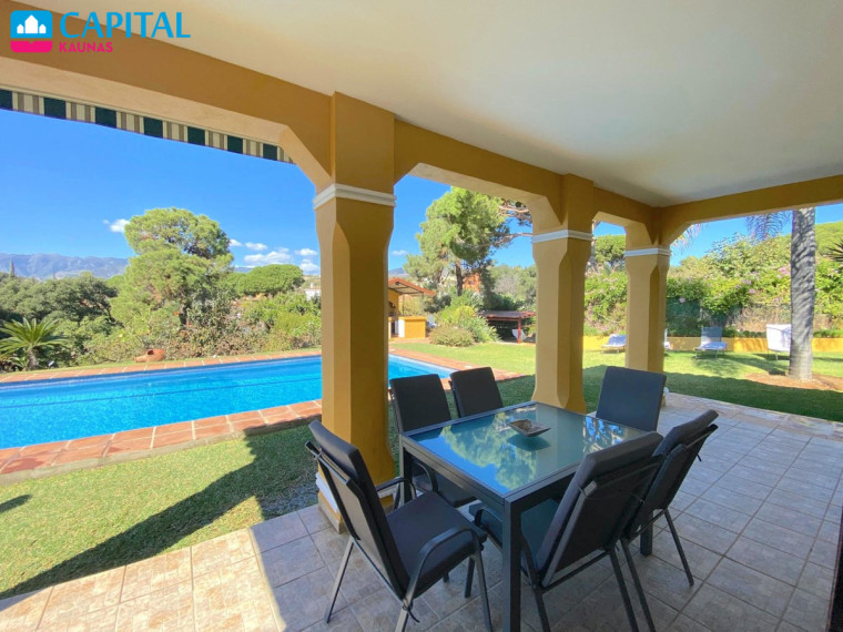 Nuomojamas namas Marbella Este - El Rosario , 230.00 kv.m ploto,  Floors 9