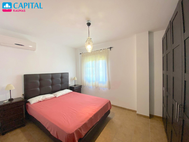 Nuomojamas namas Marbella Este - El Rosario , 230.00 kv.m ploto,  Floors 12
