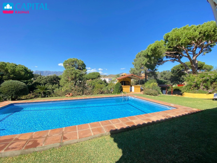 Nuomojamas namas Marbella Este - El Rosario , 230.00 kv.m ploto,  Floors 13