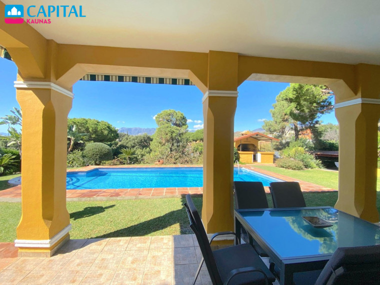 Nuomojamas namas Marbella Este - El Rosario , 230.00 kv.m ploto,  Floors 15