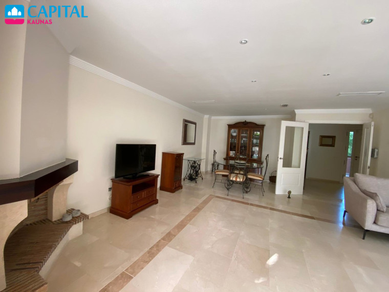 Nuomojamas namas Marbella Este - Los Monteros , 280.00 kv.m ploto,  Floors 10