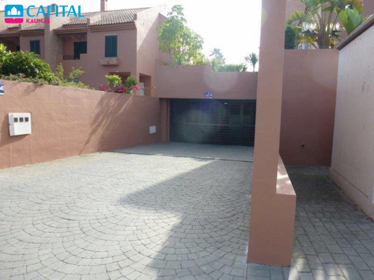 Nuomojamas namas Marbella Este - Los Monteros , 280.00 kv.m ploto,  Floors 38