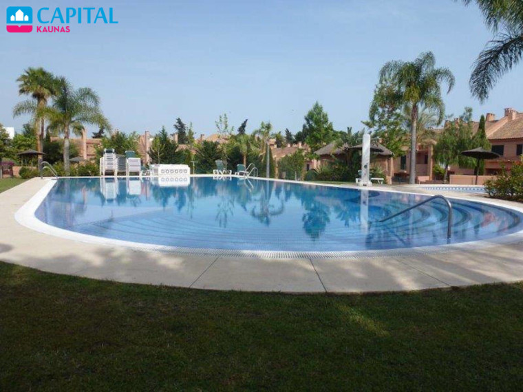 Nuomojamas namas Marbella Este - Los Monteros , 280.00 kv.m ploto,  Floors 41