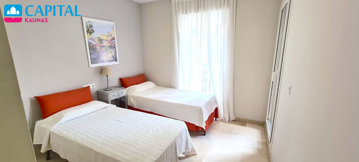 Nuomojamas namas Marbella Este - Los Monteros , 280.00 kv.m ploto,  Floors 5