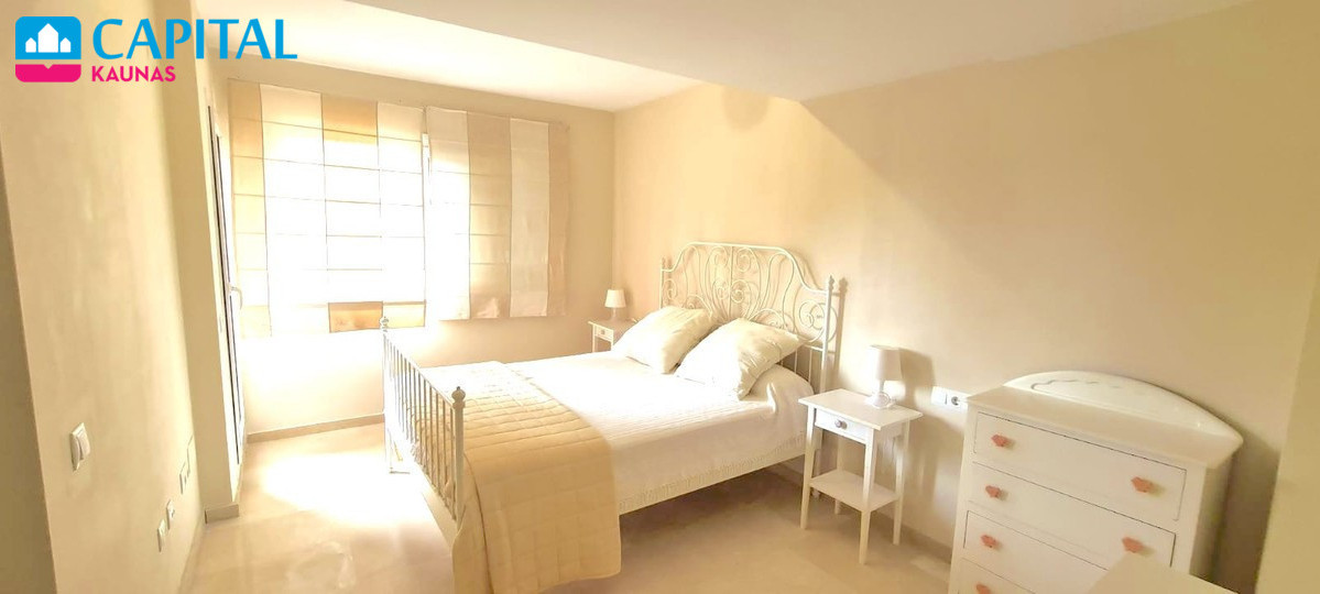 Nuomojamas namas Marbella Este - Los Monteros , 280.00 kv.m ploto,  Floors 12