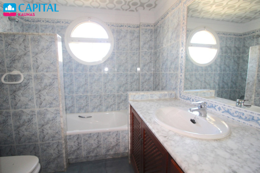 Nuomojamas namas Marbella Este - El Rosario , 300.00 kv.m ploto,  Floors 43