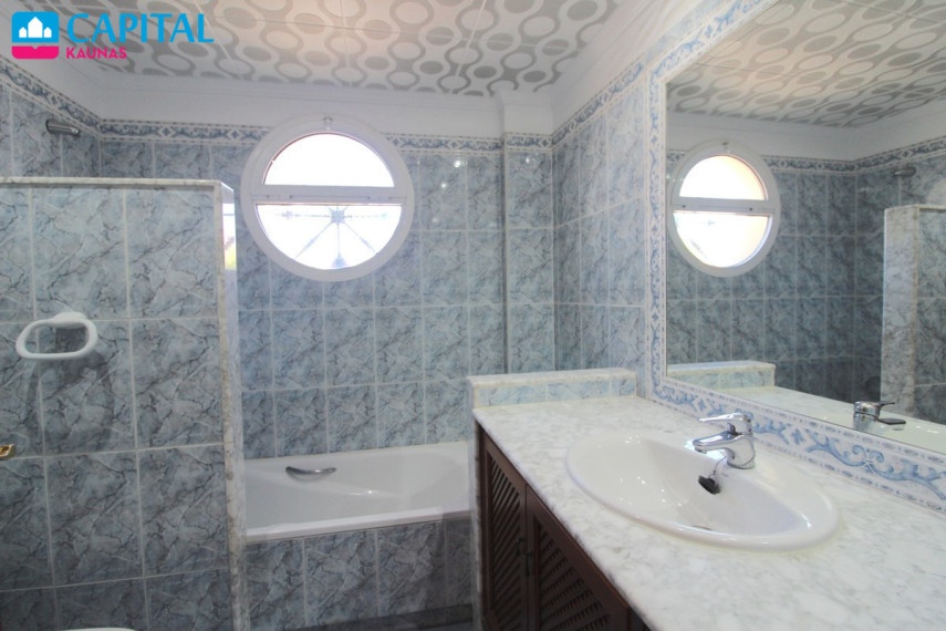 Nuomojamas namas Marbella Este - El Rosario , 300.00 kv.m ploto,  Floors 45