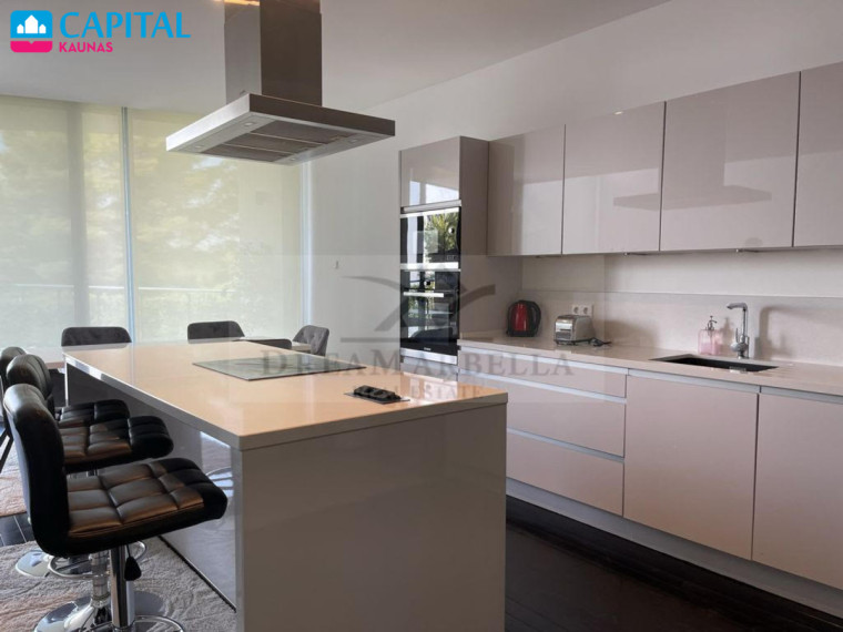 Parduodamas namas Marbella Golden Mile - Sierra Blanca , 356.00 kv.m ploto,  Floors 2