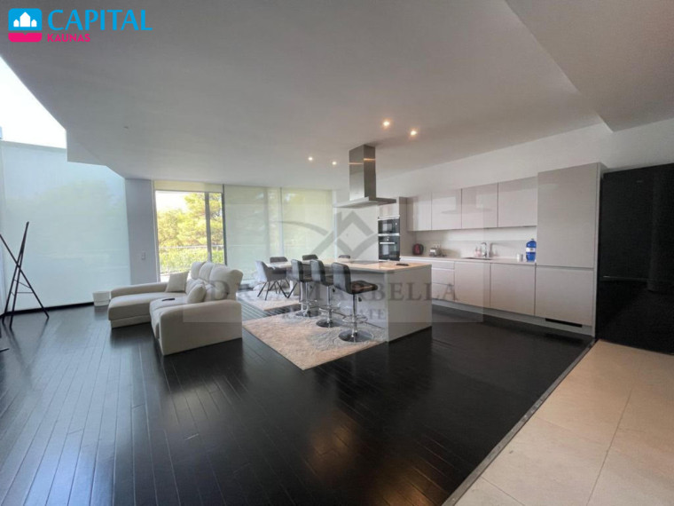 Parduodamas namas Marbella Golden Mile - Sierra Blanca , 356.00 kv.m ploto,  Floors 4