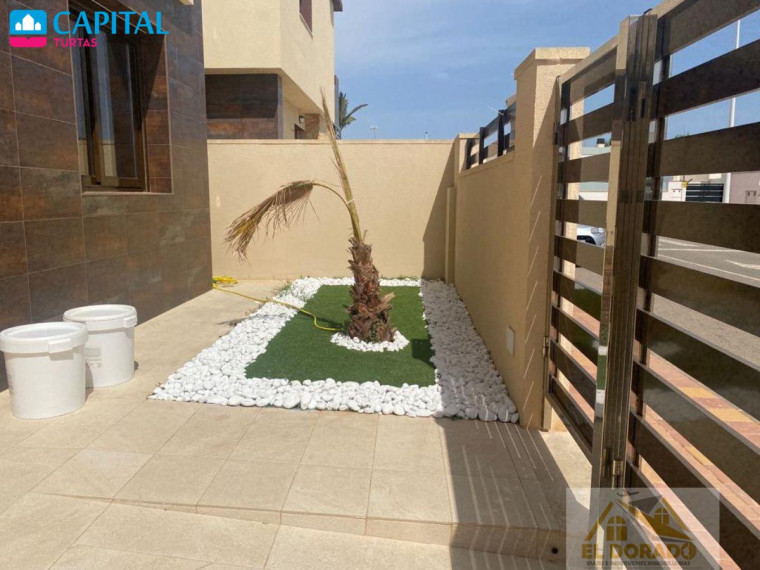 Parduodamas namas Calle Goleta, 1 , 103.00 kv.m ploto,  Floors 4