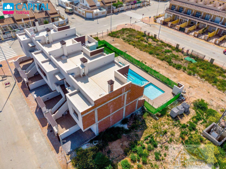 Parduodamas butas Calle Valle de Ordesa, 2 , 99.00 kv.m ploto, 2 kambariai 31
