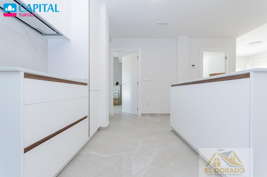 Parduodamas namas Calle de los Chirrines, 1B , 185.00 kv.m ploto,  Floors 14