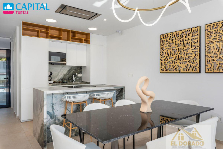 Parduodamas namas Calle Egipcios, 4 , 326.00 kv.m ploto,  Floors 7