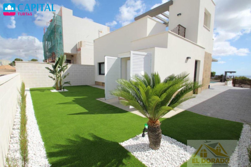 Parduodamas namas Calle de los Chirrines, 1B , 300.00 kv.m ploto,  Floors 4