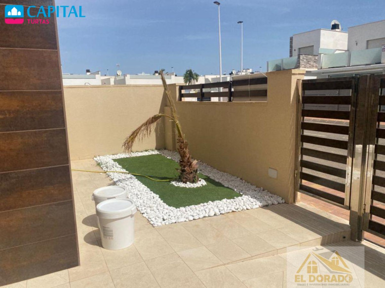 Parduodamas namas Calle Goleta, 1 , 103.00 kv.m ploto,  Floors 3