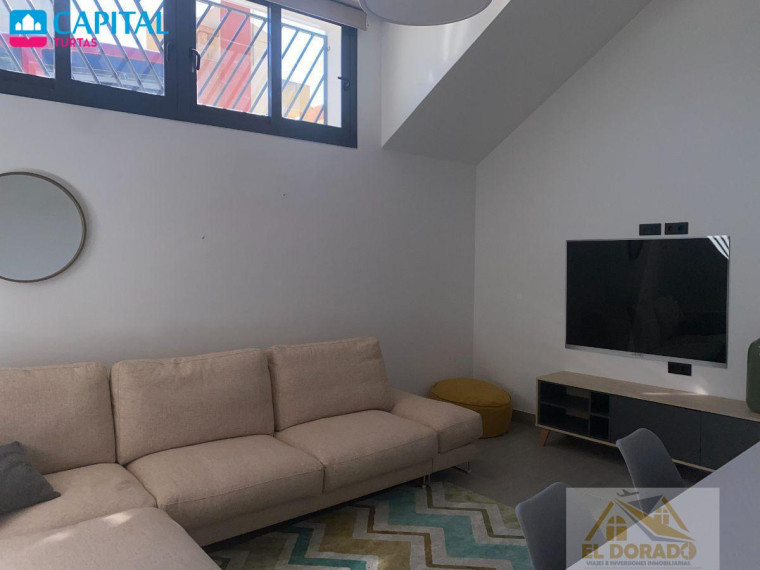 Parduodamas namas Calle Carcaixent, 3 , 178.00 kv.m ploto,  Floors 14