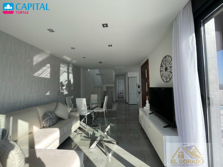 Parduodamas namas Calle Veleta, 11 , 175.00 kv.m ploto,  Floors 3