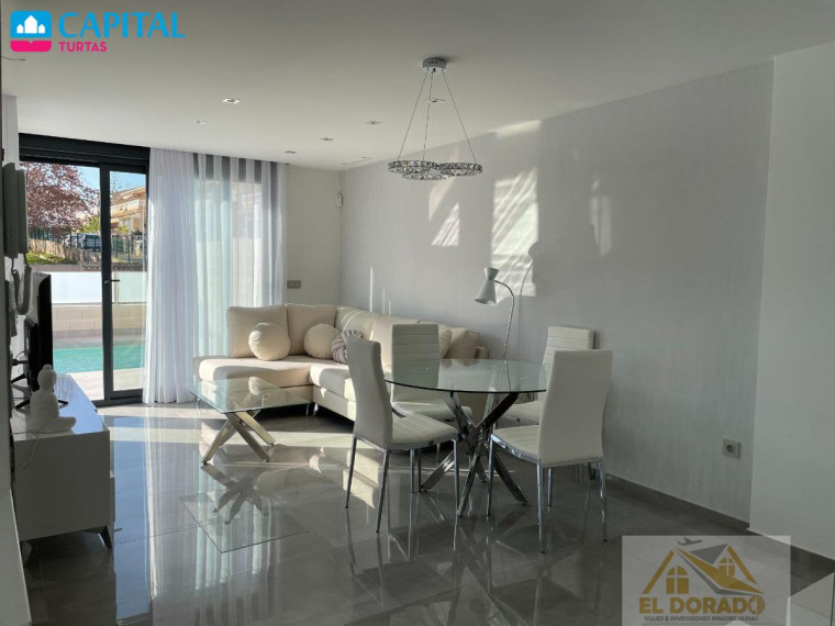 Parduodamas namas Calle Veleta, 11 , 175.00 kv.m ploto,  Floors 4