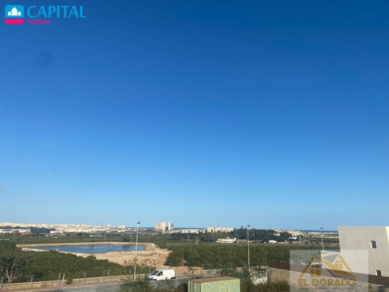Parduodamas namas Calle Veleta, 11 , 175.00 kv.m ploto,  Floors 37