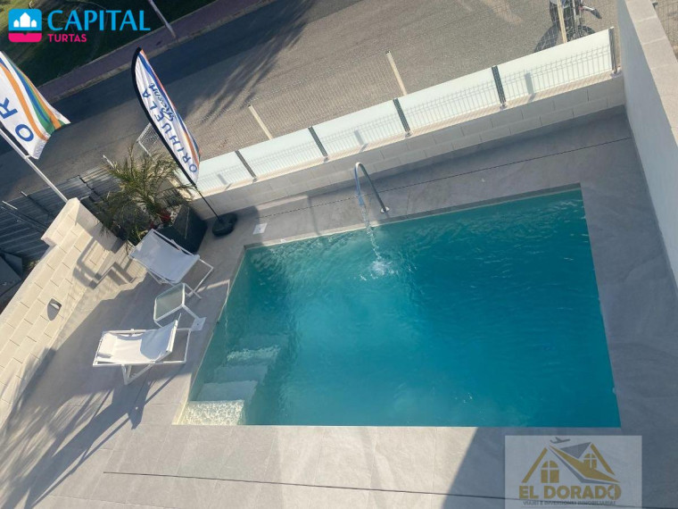 Parduodamas namas Calle Veleta, 11 , 175.00 kv.m ploto,  Floors 4